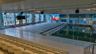 Светодиодные экраны, Центр адаптивного спорта